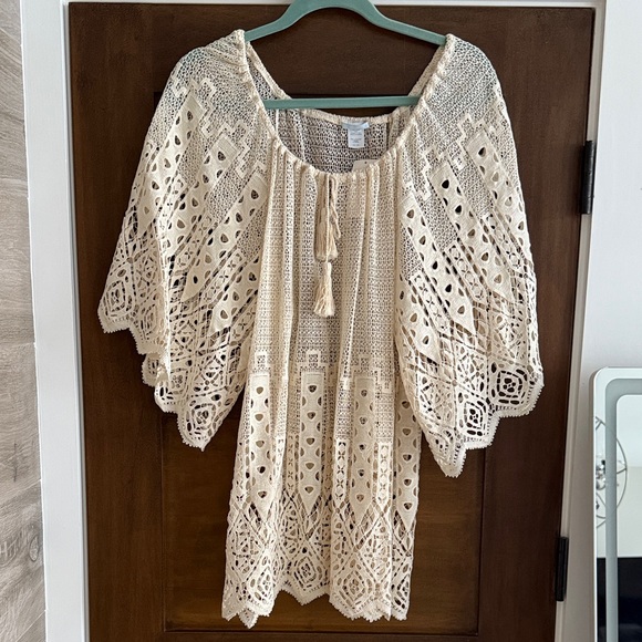 Elegant Cream Crochet Women's Coverup - Picture 1 of 1